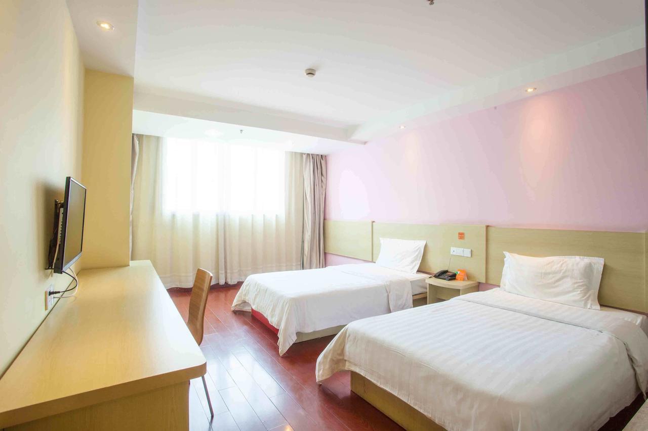 7Days Inn Shanghai Yichuan Road Exterior foto