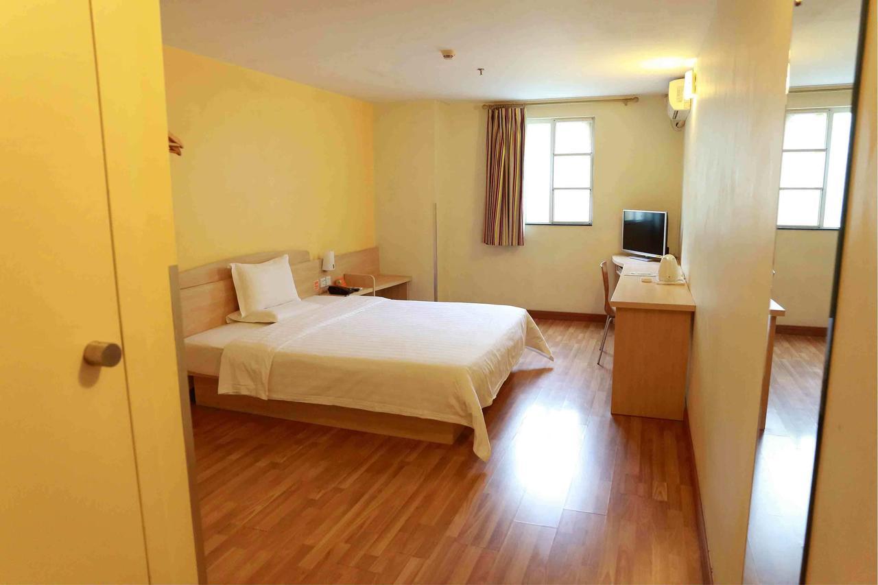 7Days Inn Shanghai Yichuan Road Exterior foto