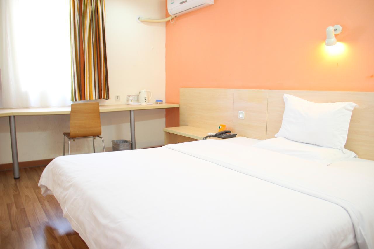 7Days Inn Shanghai Yichuan Road Exterior foto